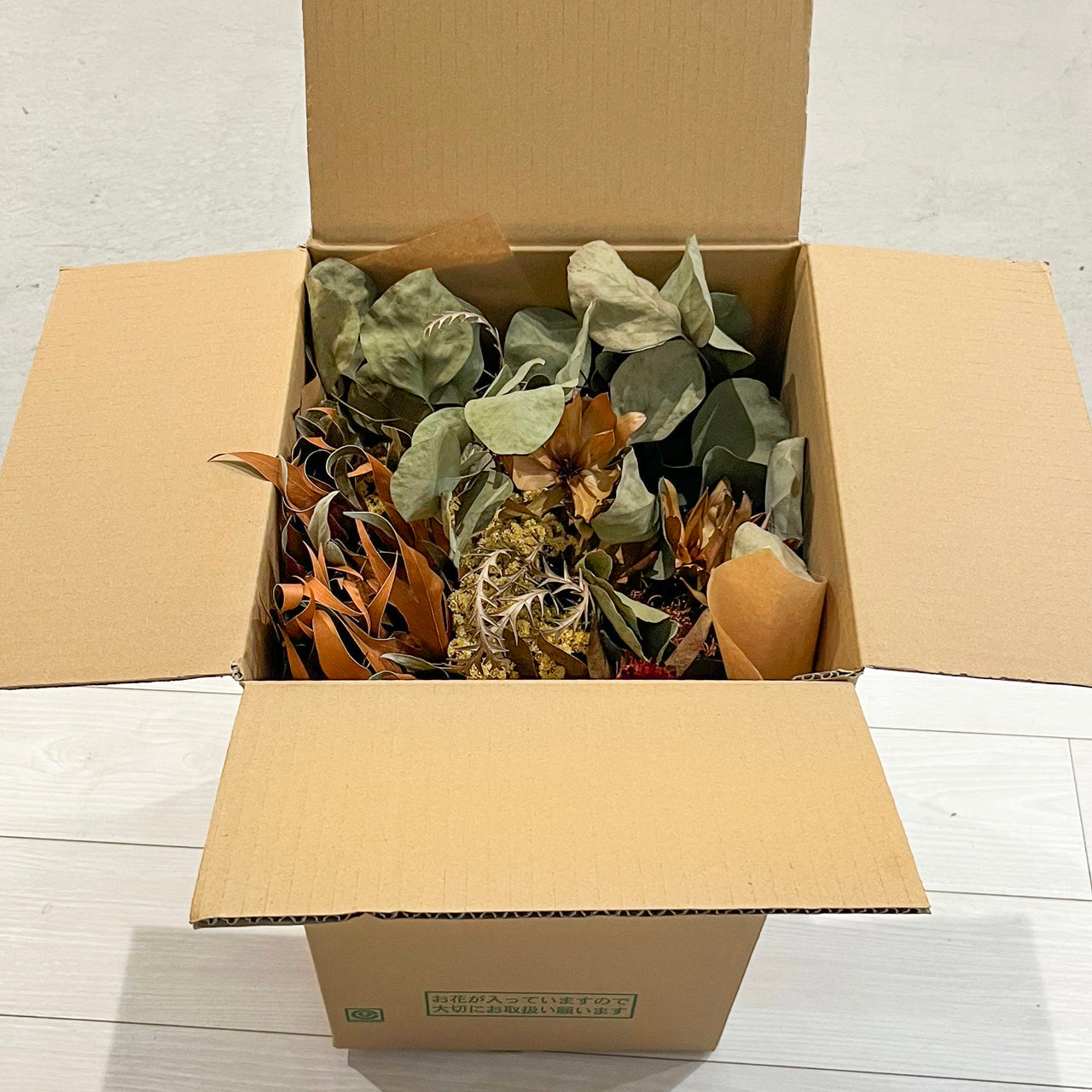 大特価ドライフラワーアソートセット!在庫一掃セール(送料別)